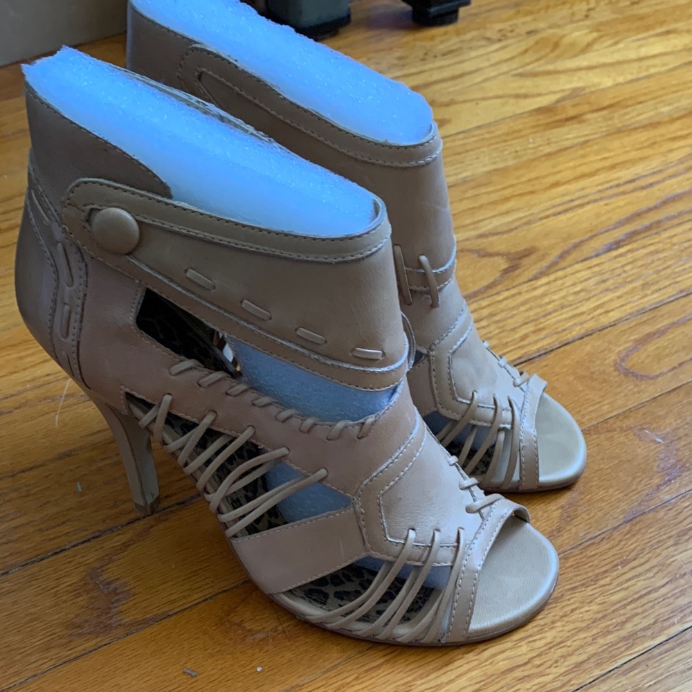 Chinese Laundry Labyrinth Beige Strappy Heels